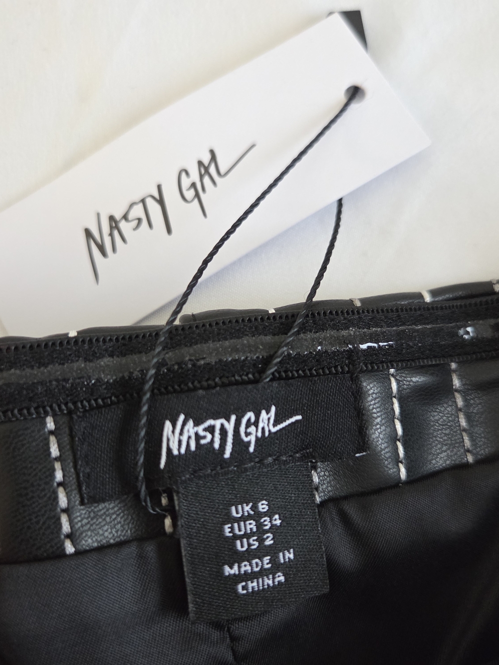 Nasty Gal Black Strapless Pinstripe Mini Dress - Picture 4 of 4
